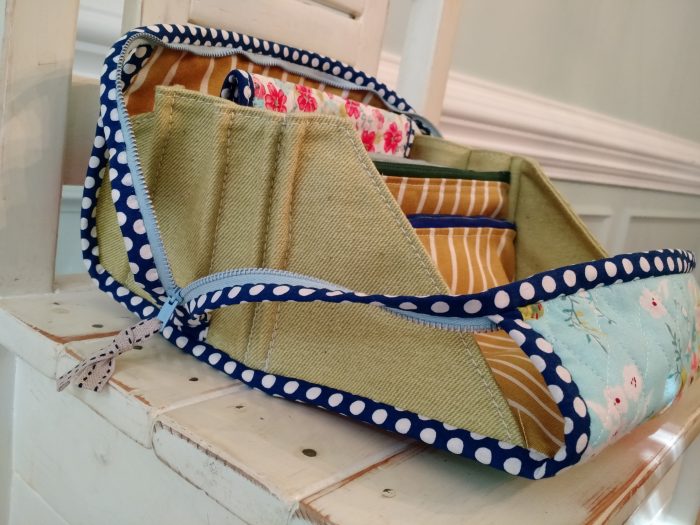 Pattern Review - Bionic Gear Bag for Organizing - theprojectlady.com